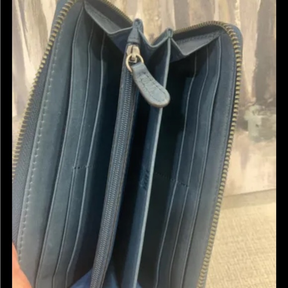 Frye Wallet Peacock Blue - Picture 15 of 15
